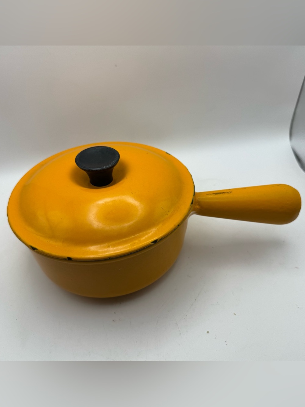 Vintage LE CREUSET Enameled Cast Iron Pot w/ Lid #16 Yellow Hollow Handle France